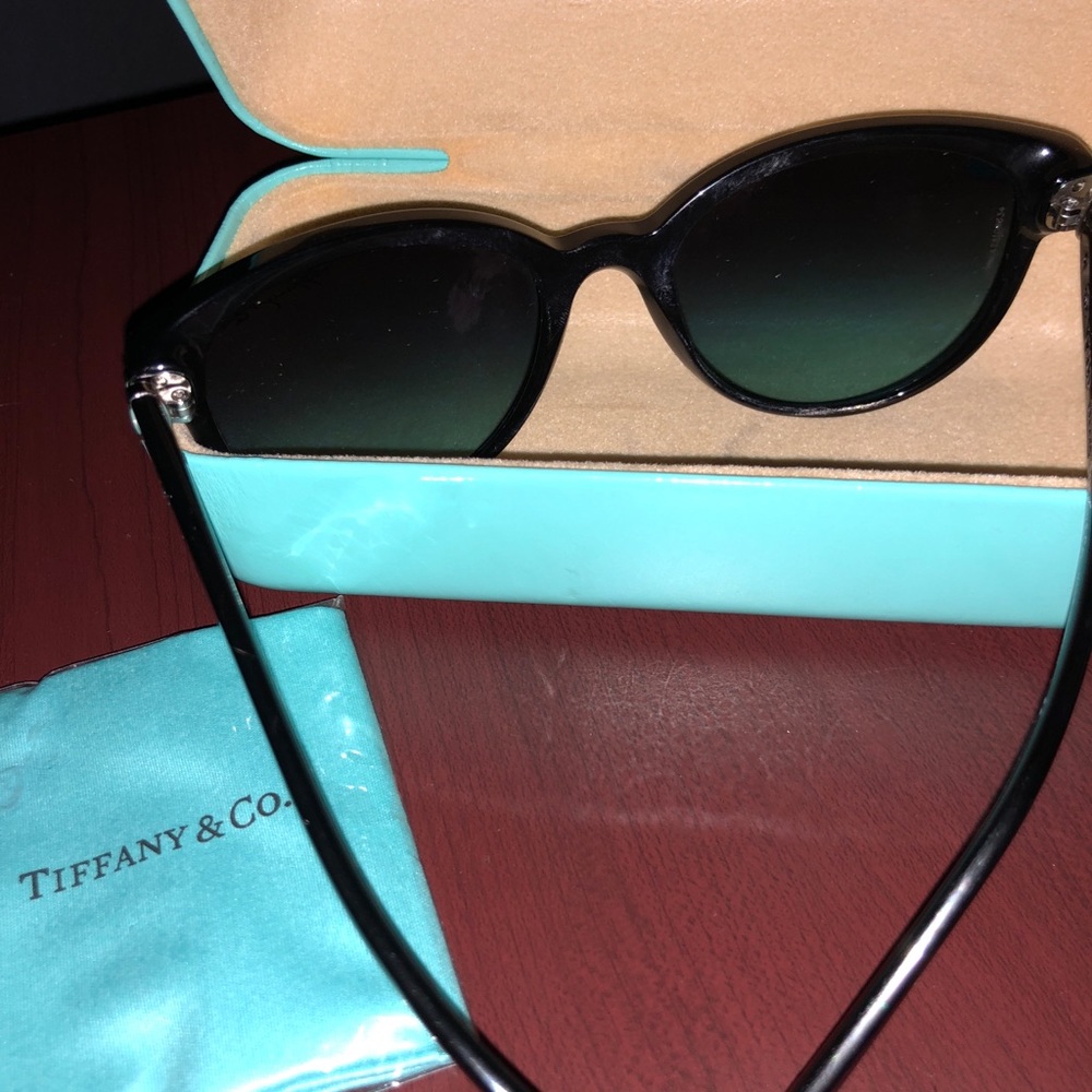 Tiffany sunglasses - Picture 3 of 4
